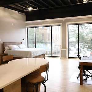 Deluxe King Studio